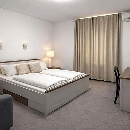 Saint Michael Boutique & Garni 3*