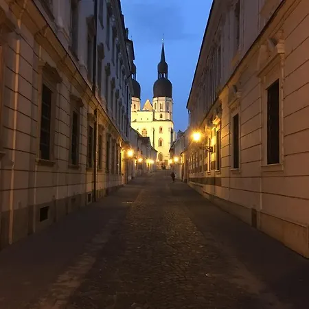 Saint Michael - Garni 3* Trnava