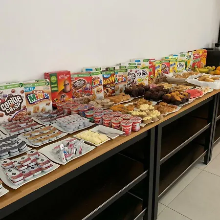 酒店 Saint Michael - Garni 特尔纳瓦